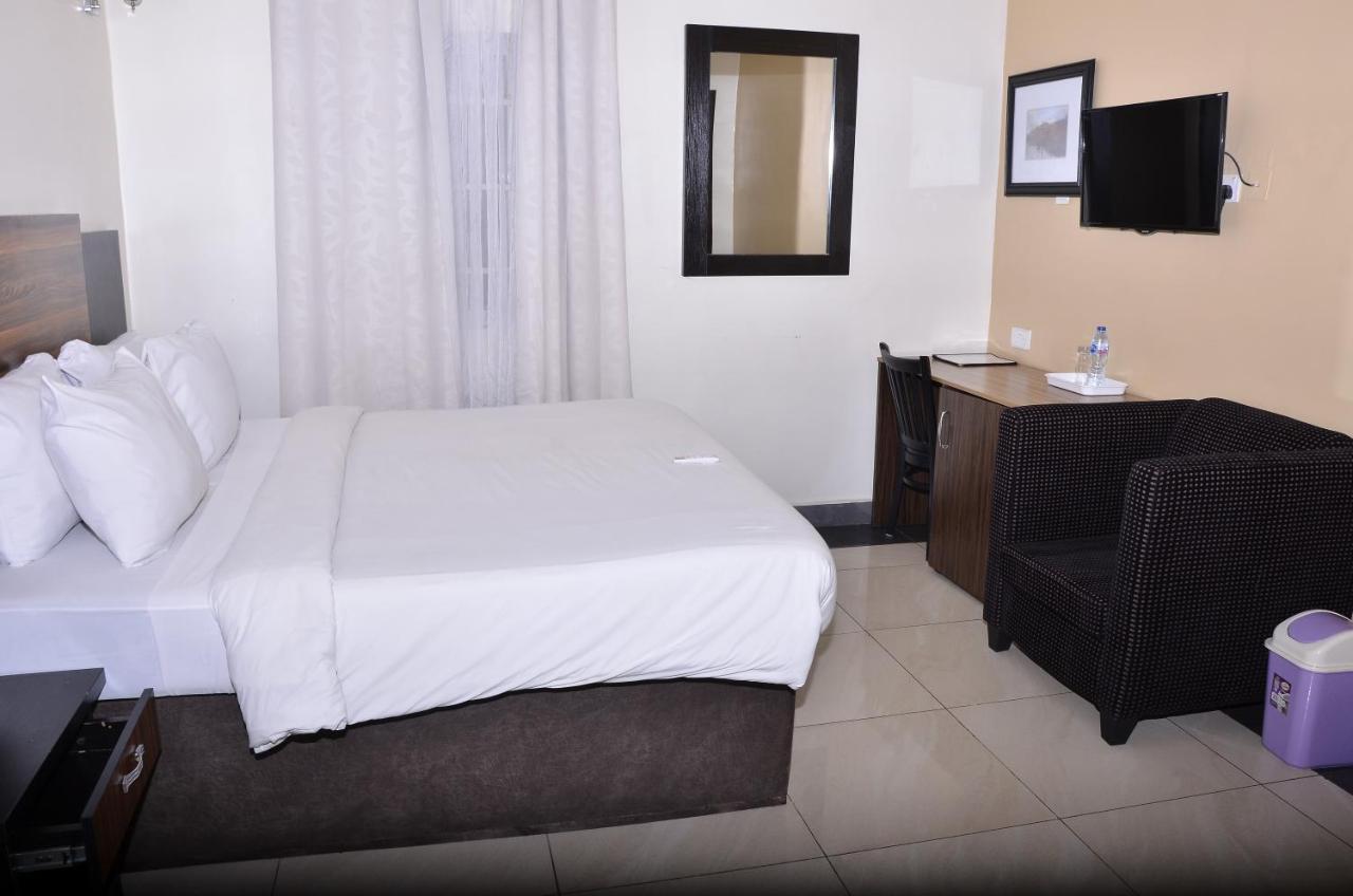 Residency Hotels Enugu Independence Layout Exteriör bild
